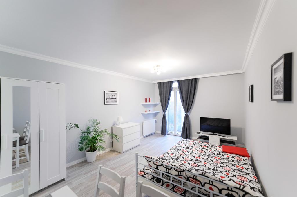 Appartamento Apartament Grojecka Korotynskiego Varsavia Camera foto